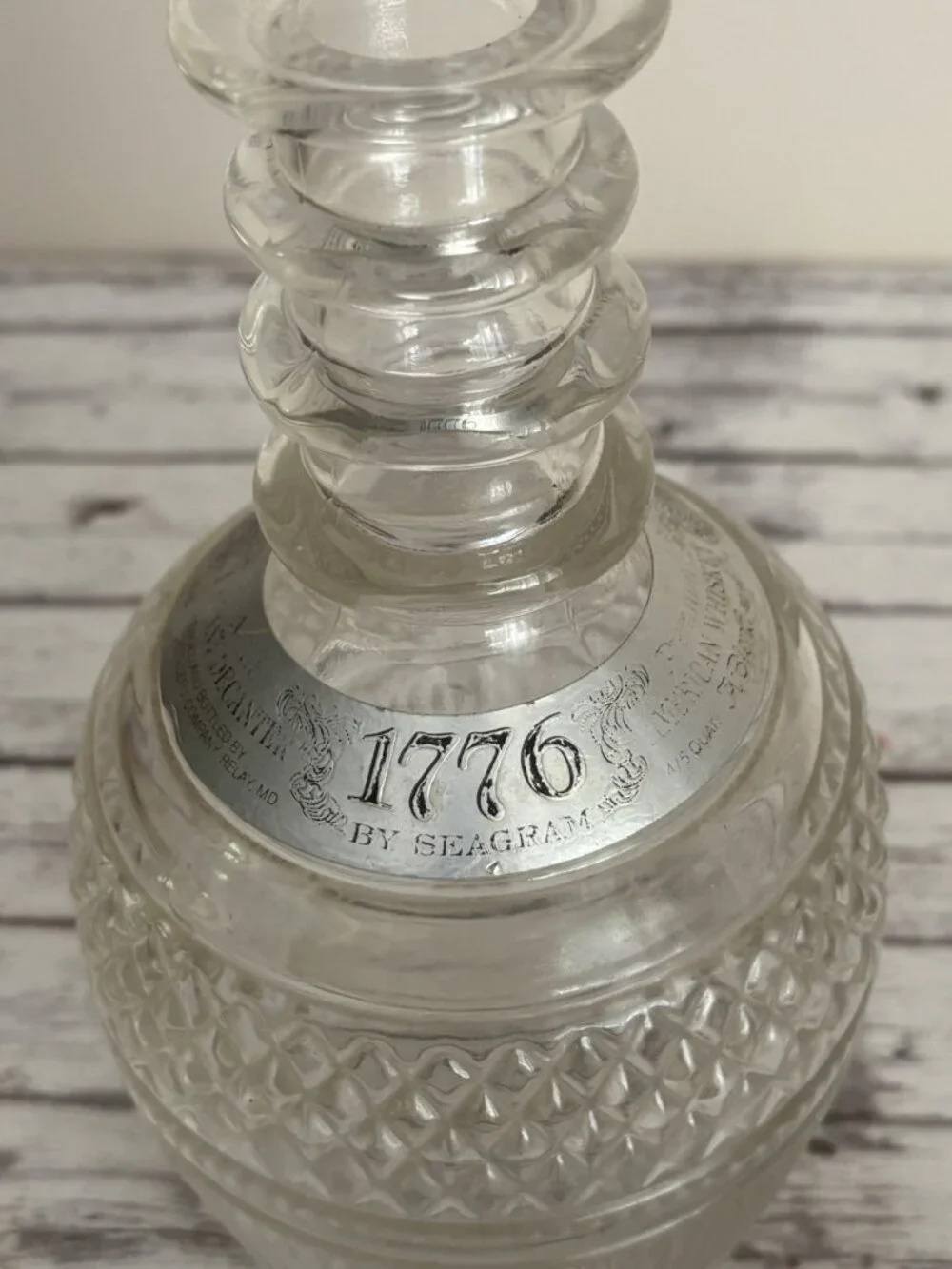 Beautiful Tiffany & Co. Seagrams 1776 Vintage Crystal‎ Decanter
